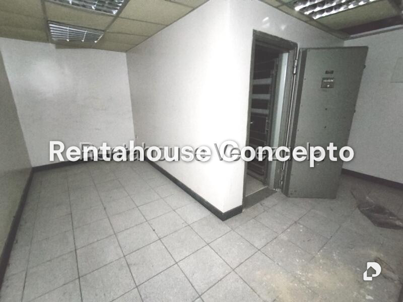Local comercial en Flor Amarillo, Valencia – 13