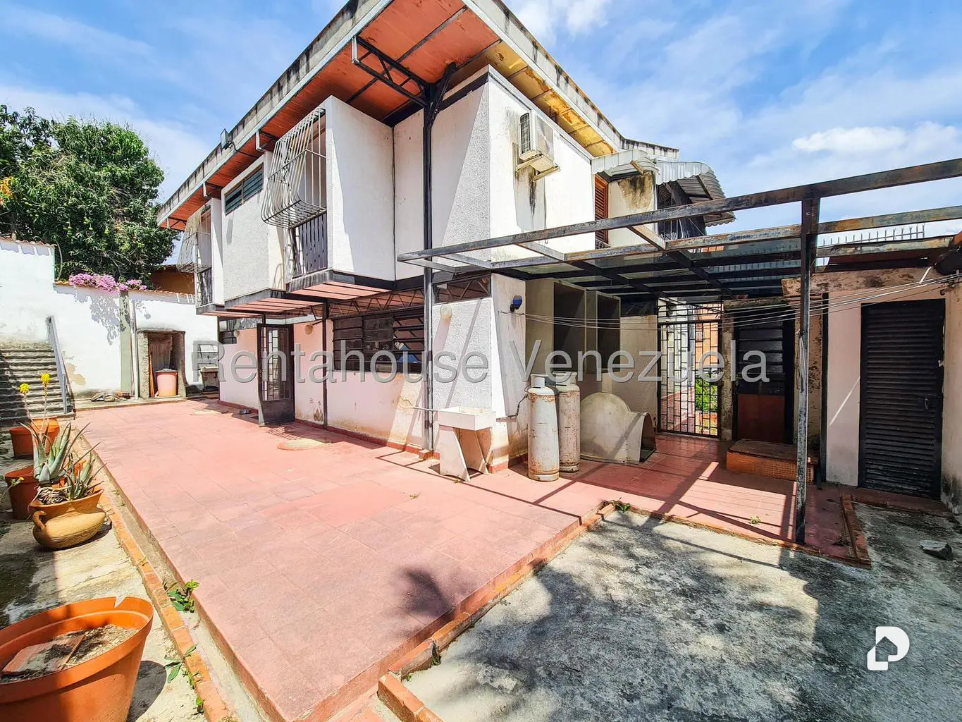 Casa en Prados del Este, Caracas – 25