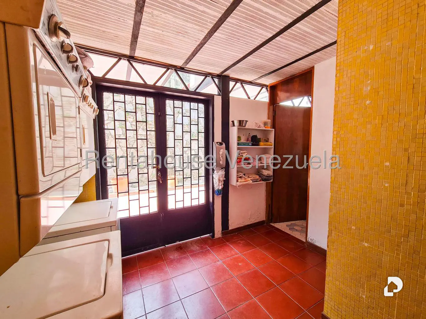 Casa en Prados del Este, Caracas – 24