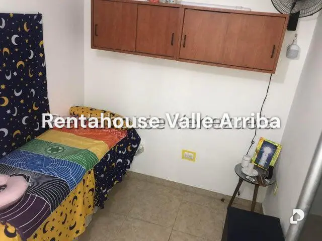 Casa en La California Norte, Caracas – 15