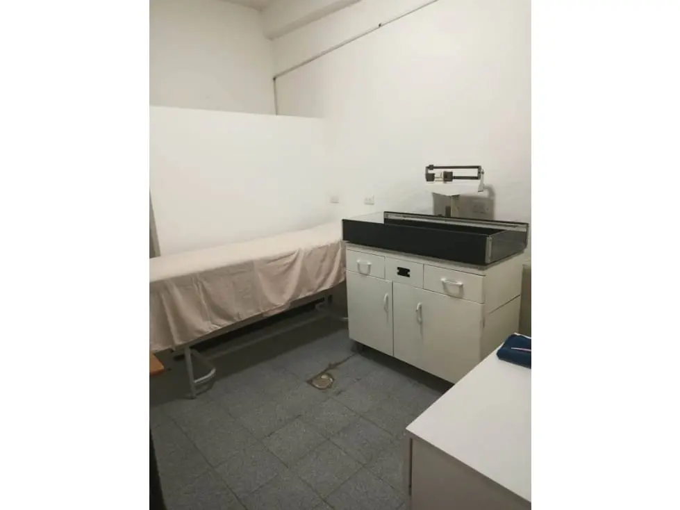 Office in El Marqués, Caracas - 1