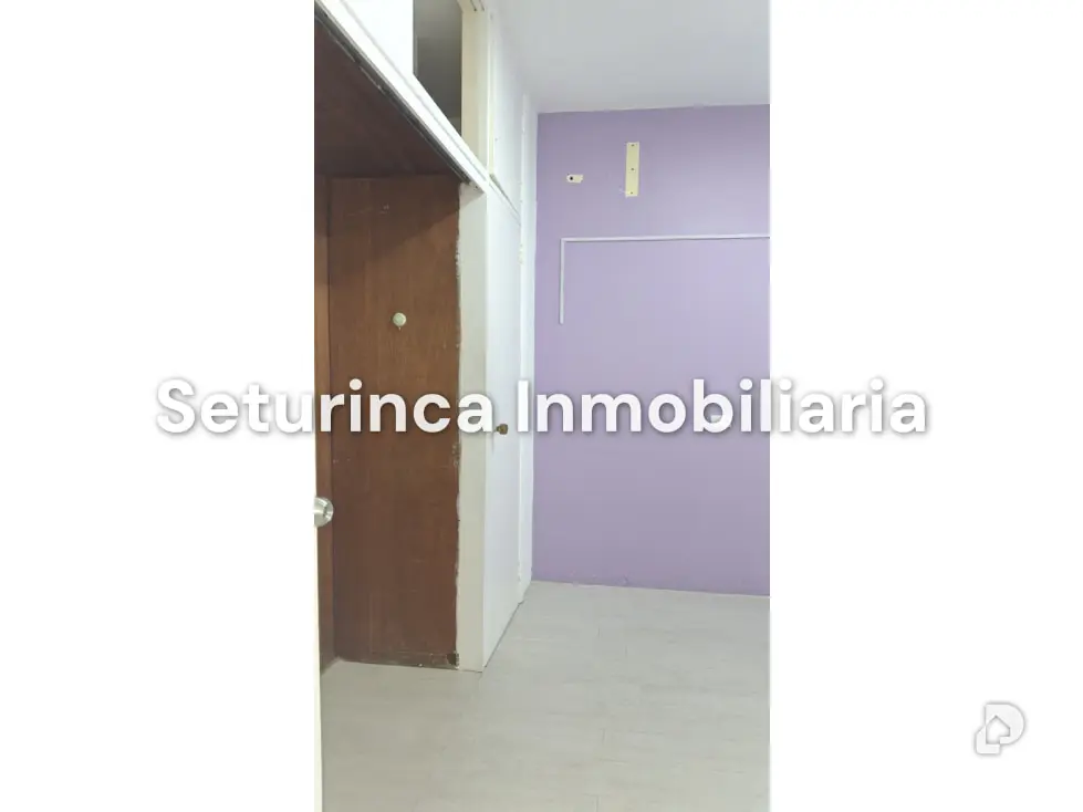 Office in El Marqués, Caracas – 28