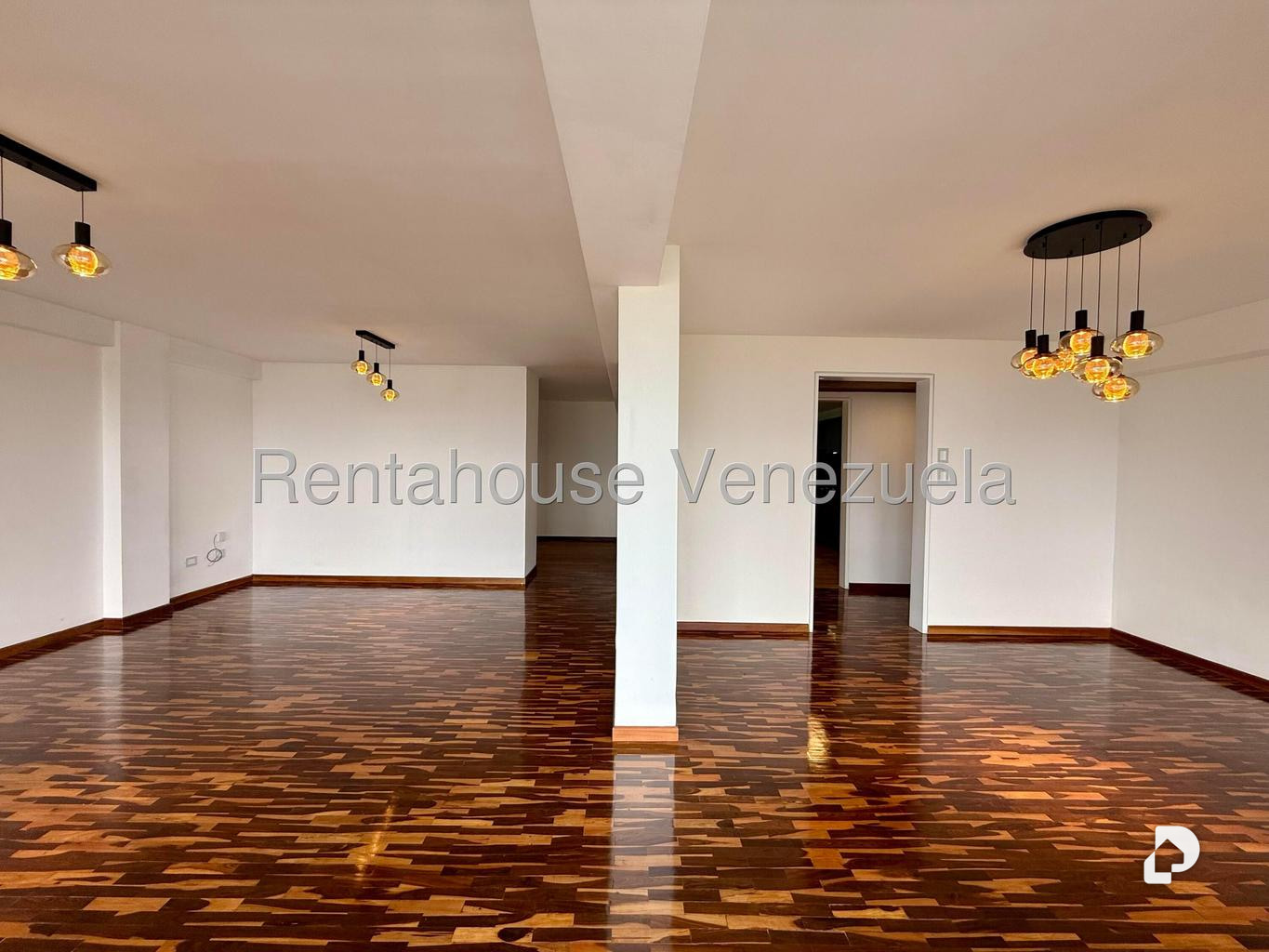 Apartment in Santa Inés, Caracas – 13
