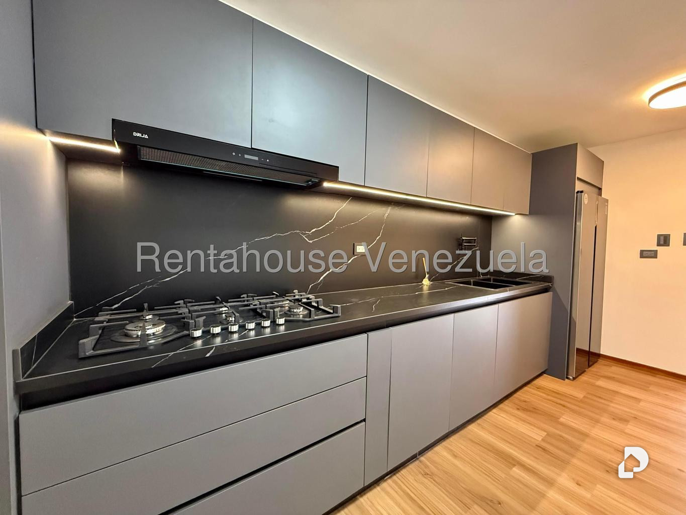 Apartment in Santa Inés, Caracas – 19