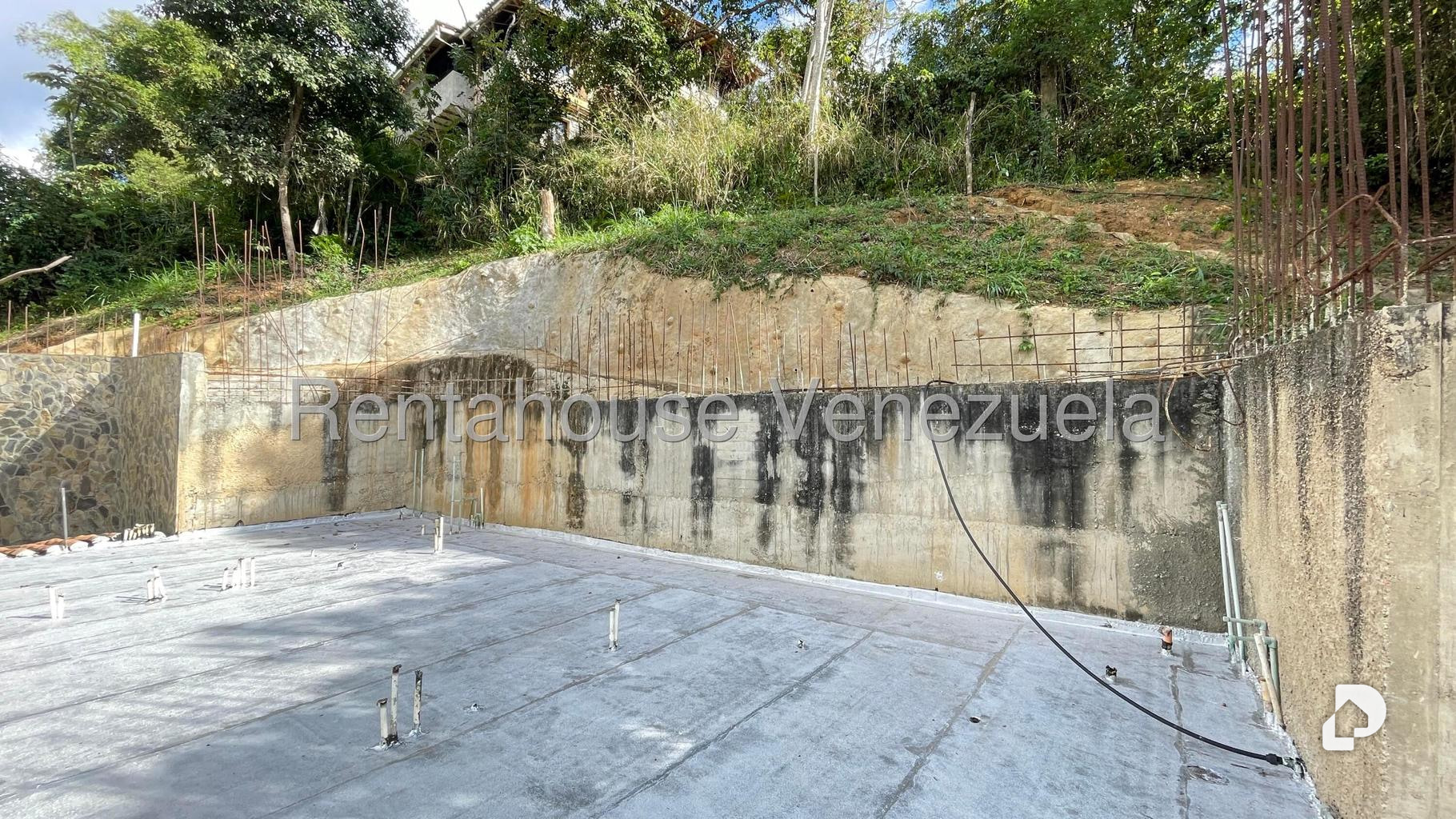 Casa en Corralito, Caracas – 30