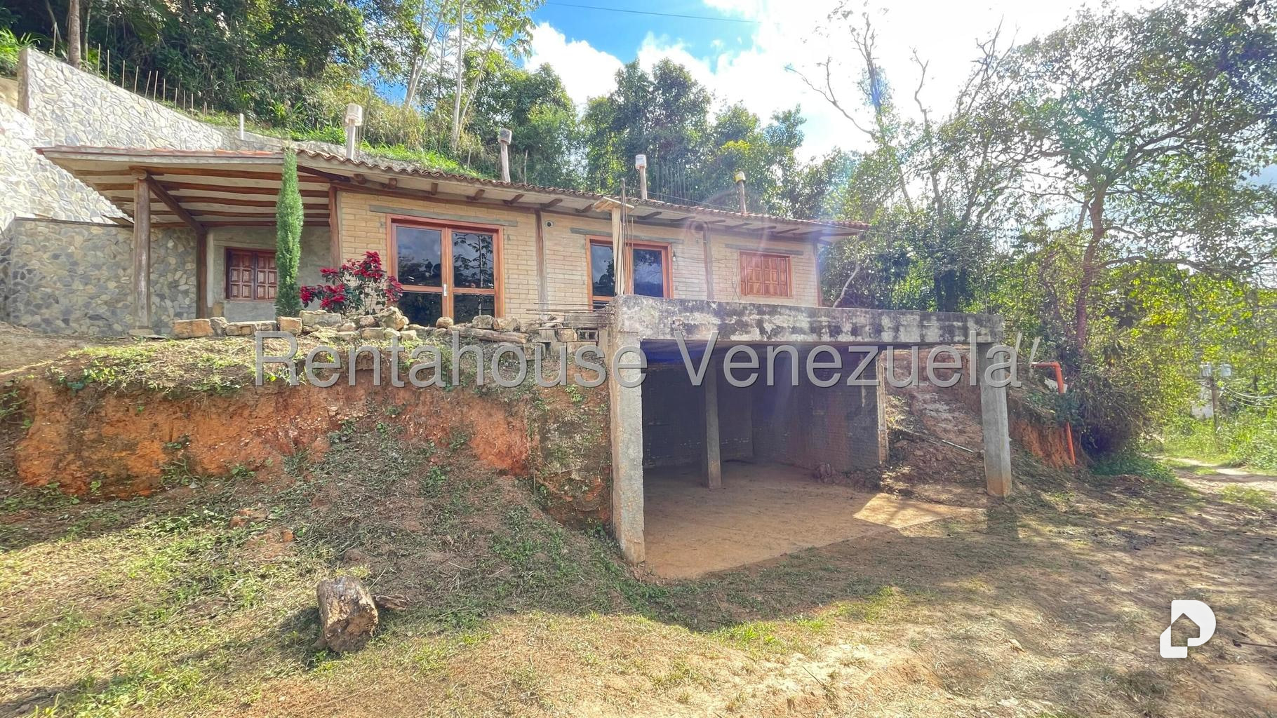 Casa en Corralito, Caracas – 13