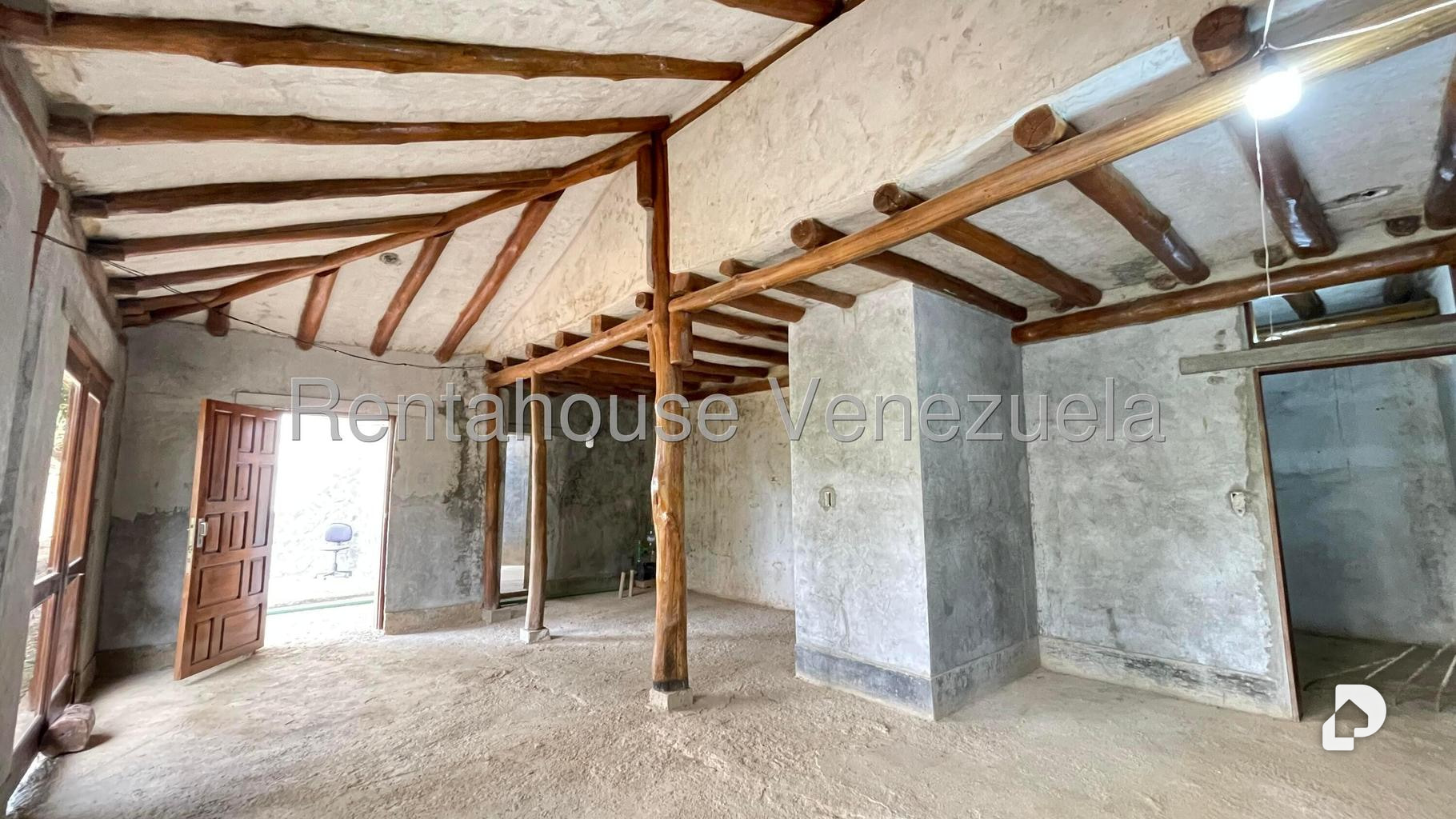 Casa en Corralito, Caracas – 17
