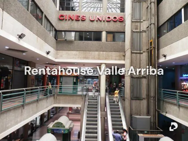 Local comercial en El Paraíso, Caracas – 10