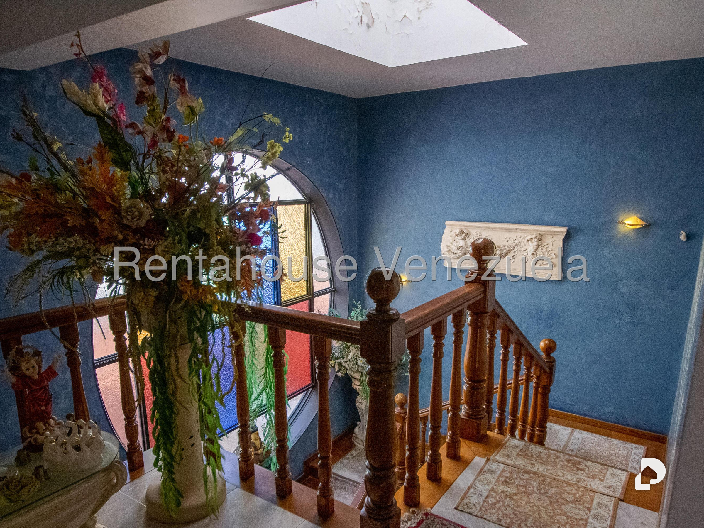Casa en Lomas de La Lagunita, Caracas – 14