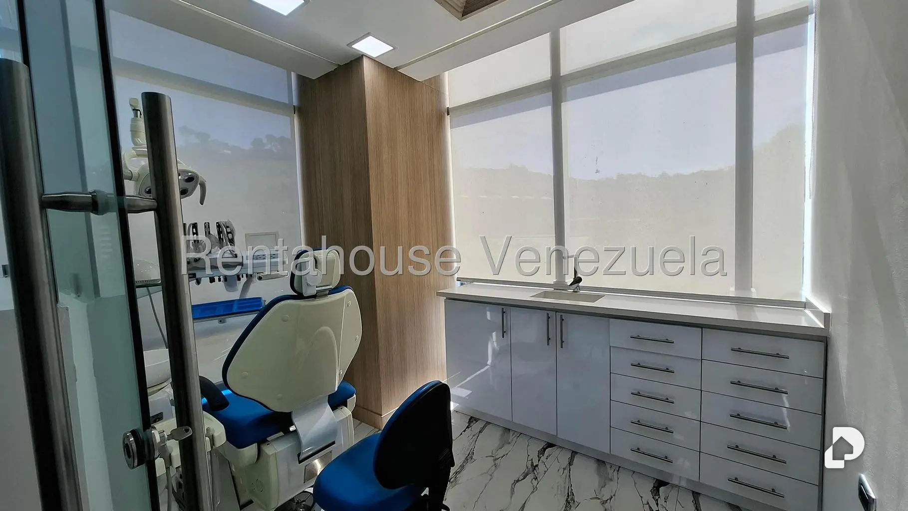Local comercial en La Trinidad, Caracas