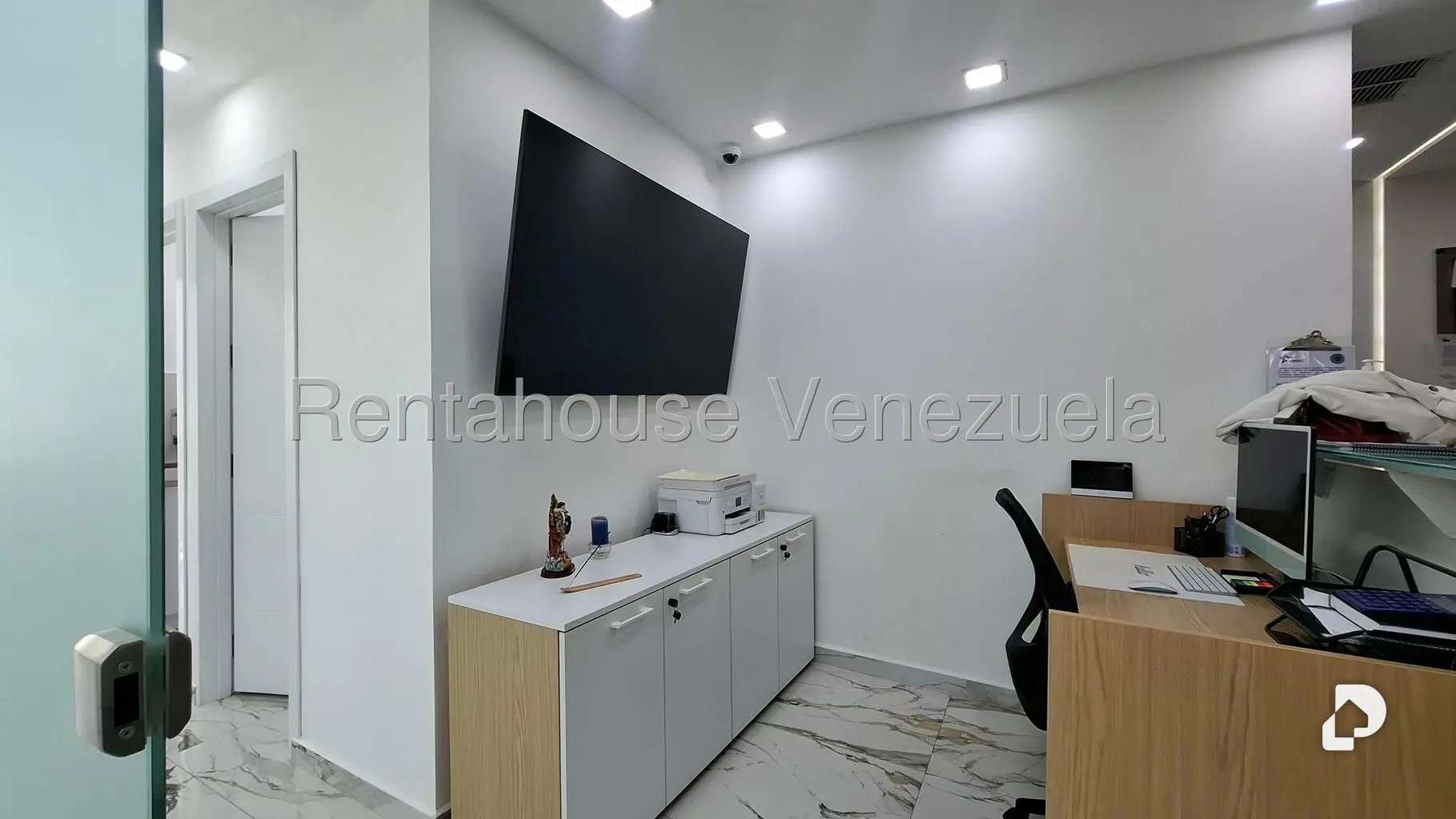 Local comercial en La Trinidad, Caracas
