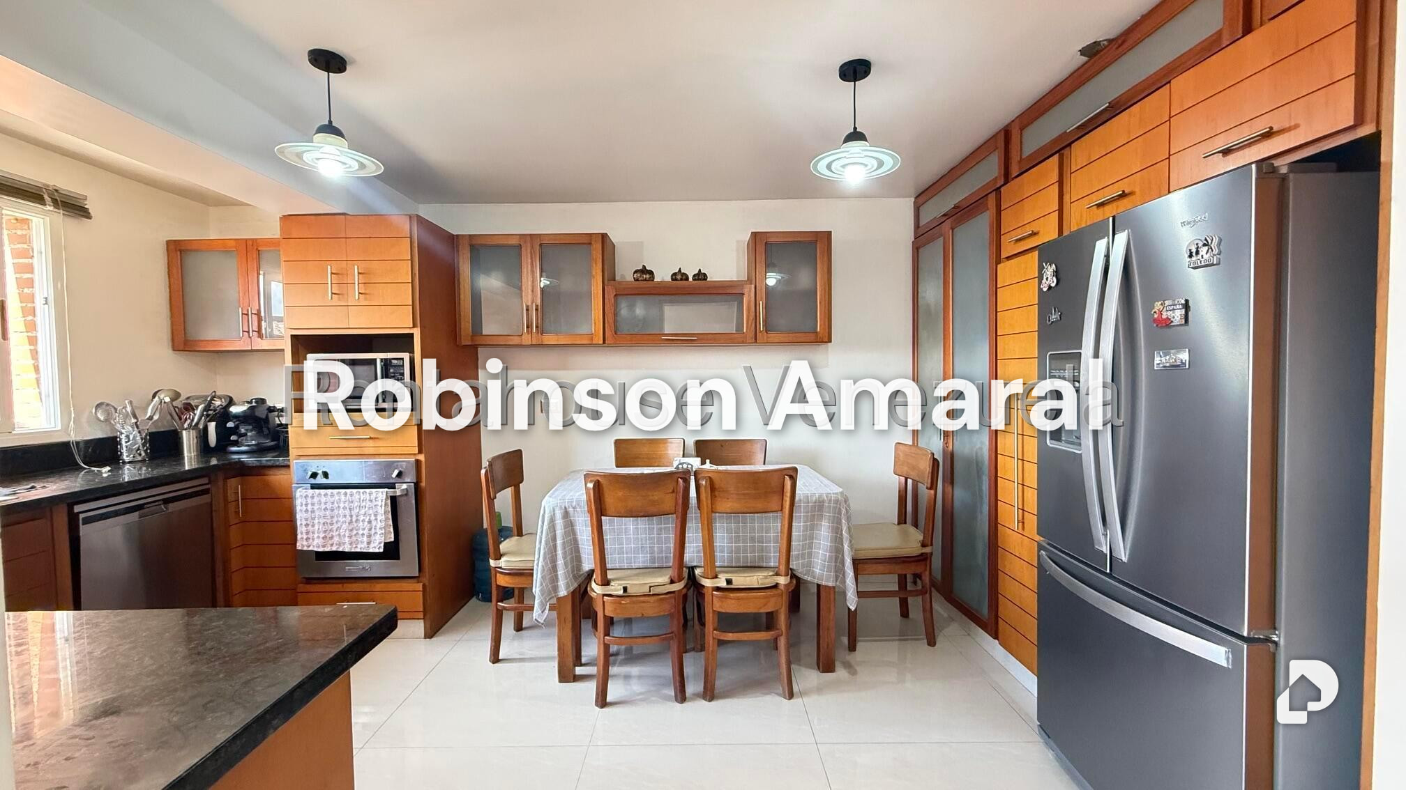 Casa en Loma Linda, Caracas – 13