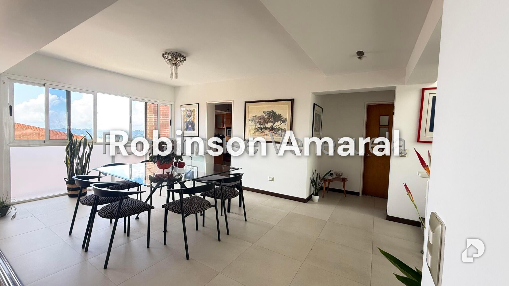 Casa en Loma Linda, Caracas – 8