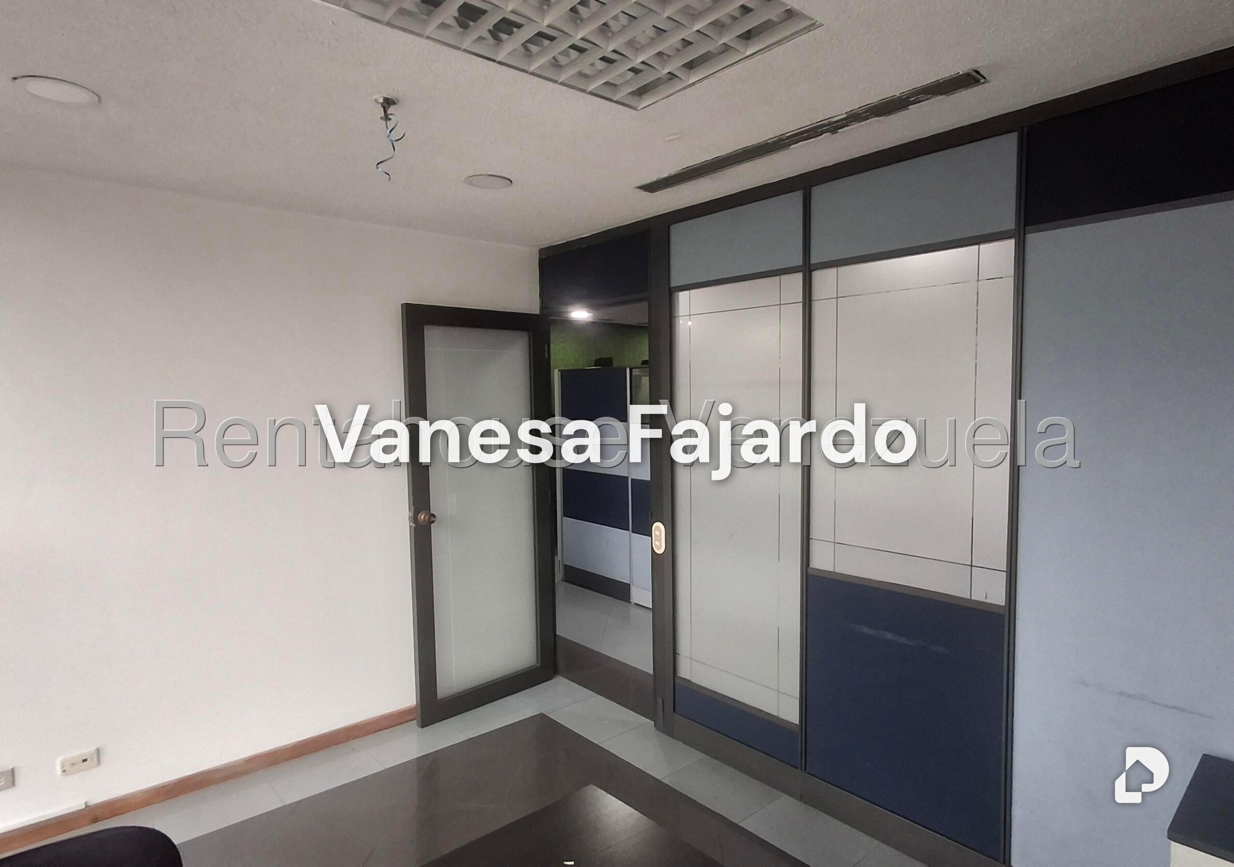 Office in El Bosque, Caracas – 14