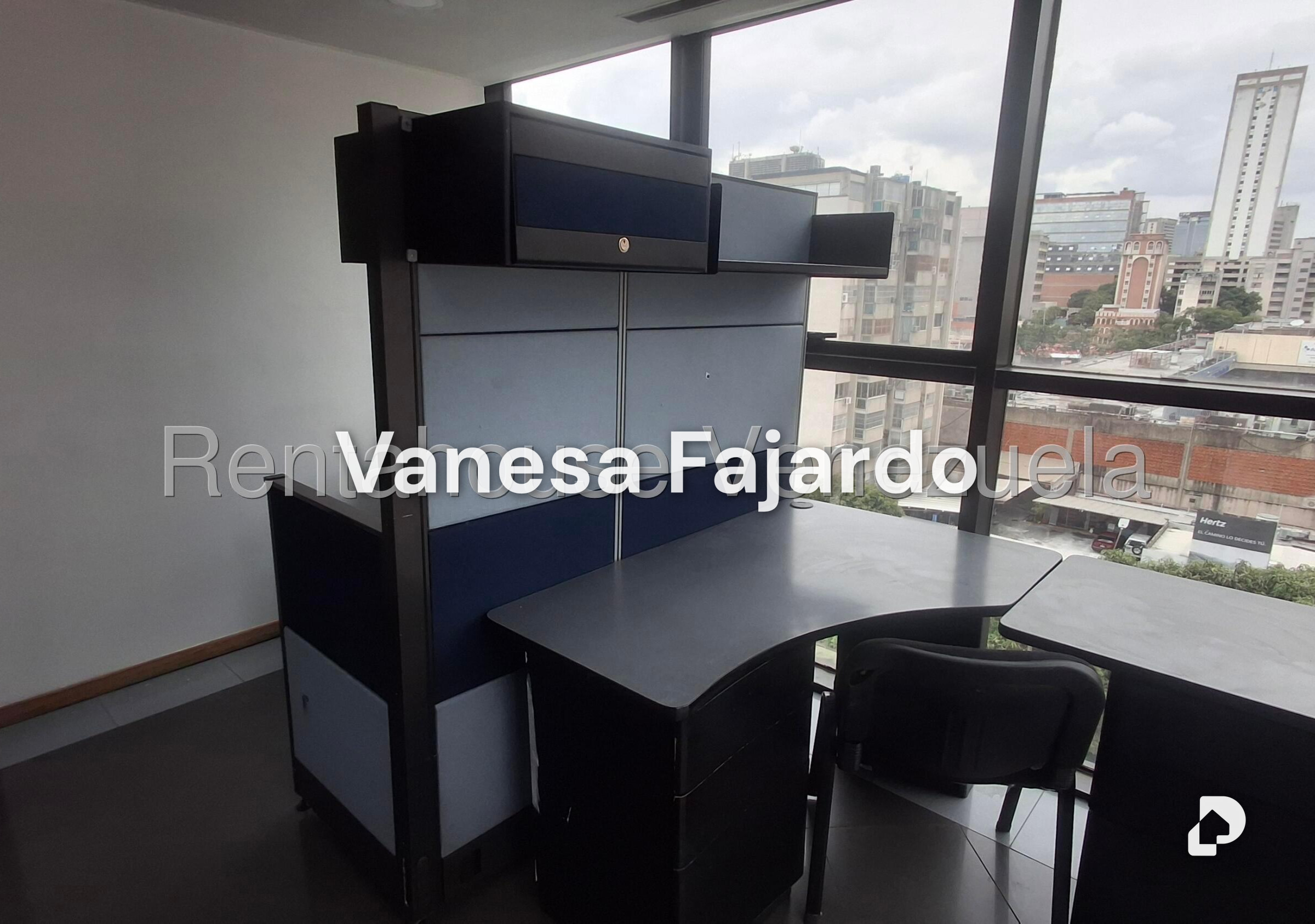 Office in El Bosque, Caracas – 15