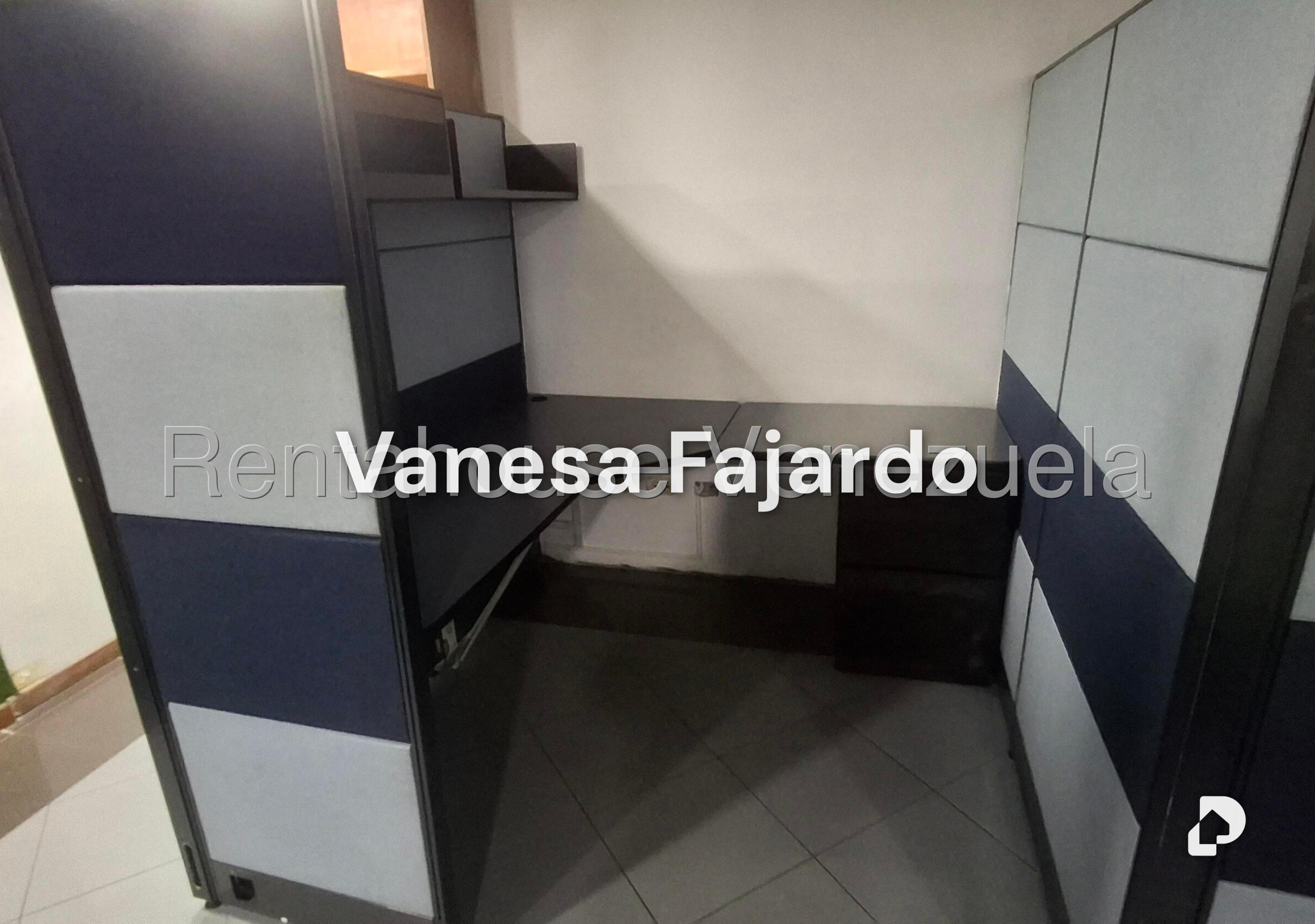 Office in El Bosque, Caracas – 21
