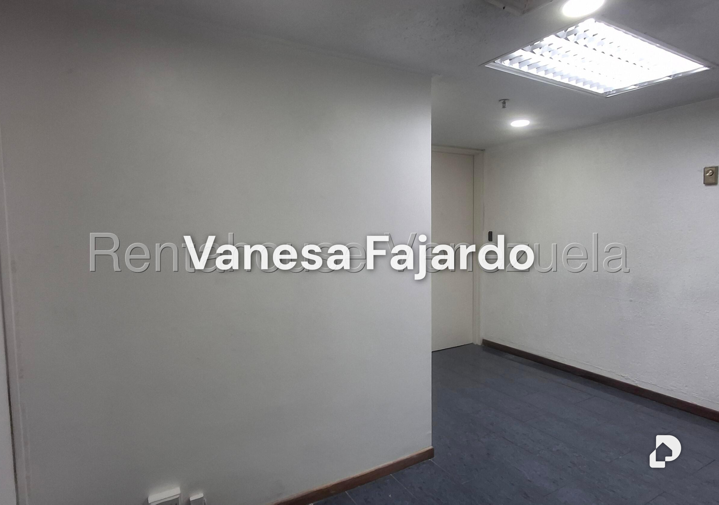 Office in El Bosque, Caracas – 3