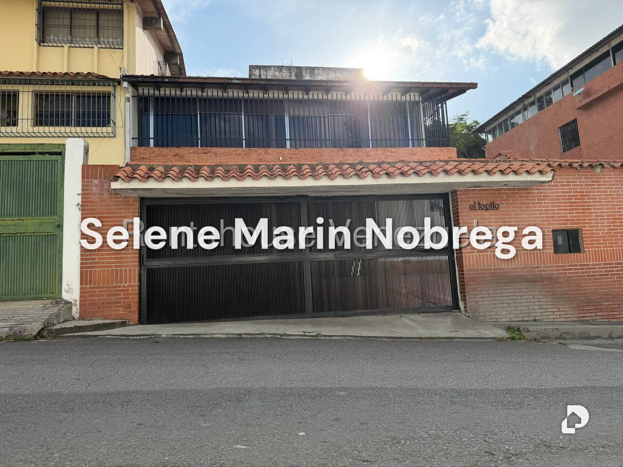 House in Colinas de Bello Monte, Caracas – 1