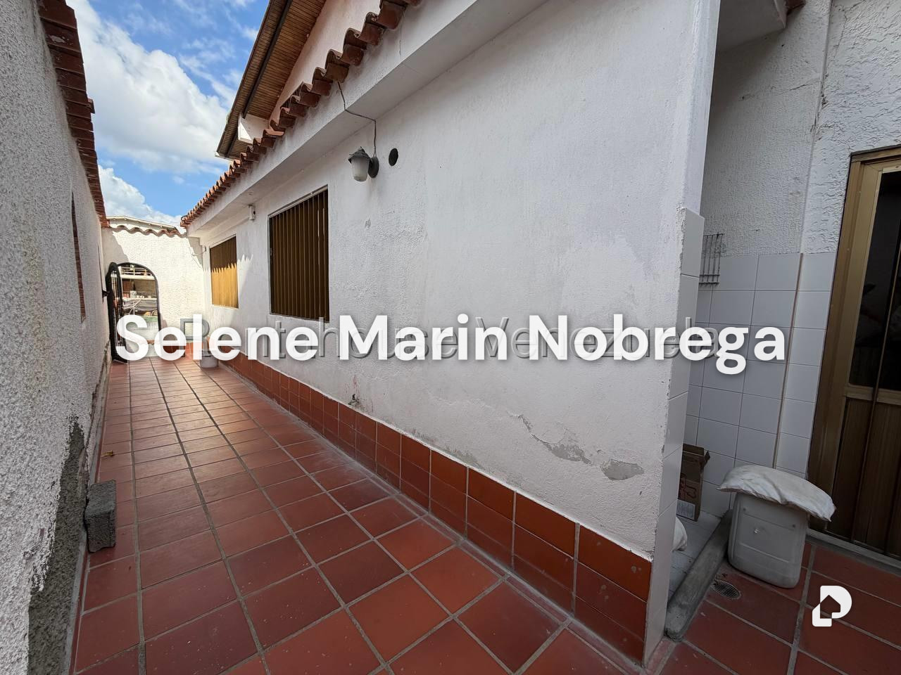 House in Colinas de Bello Monte, Caracas – 27