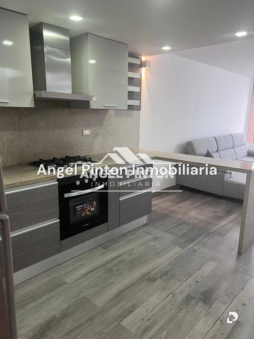 Apartamento en Colinas de La Tahona, Caracas – 2