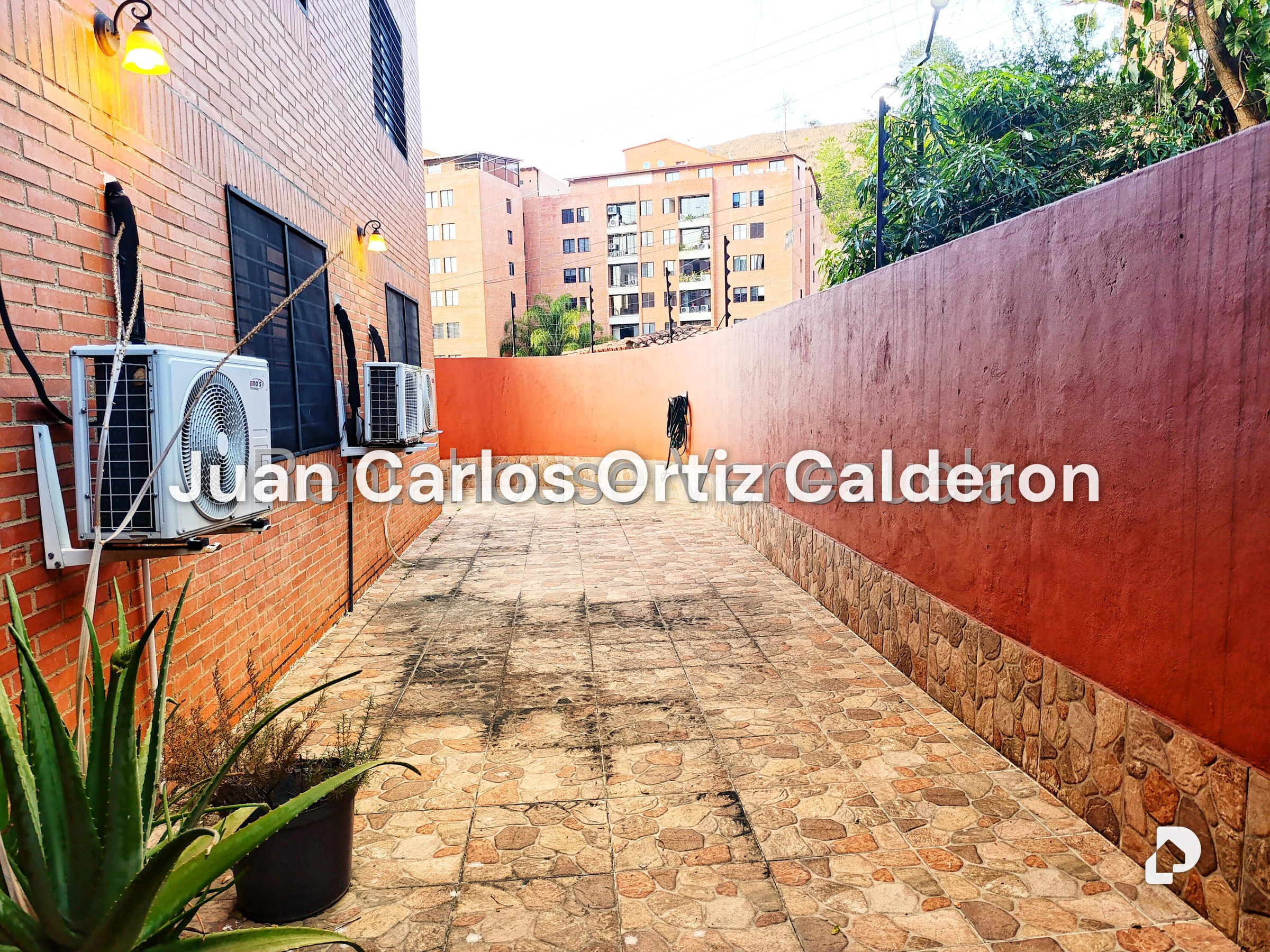 Apartamento en Colinas de La Tahona, Caracas – 28