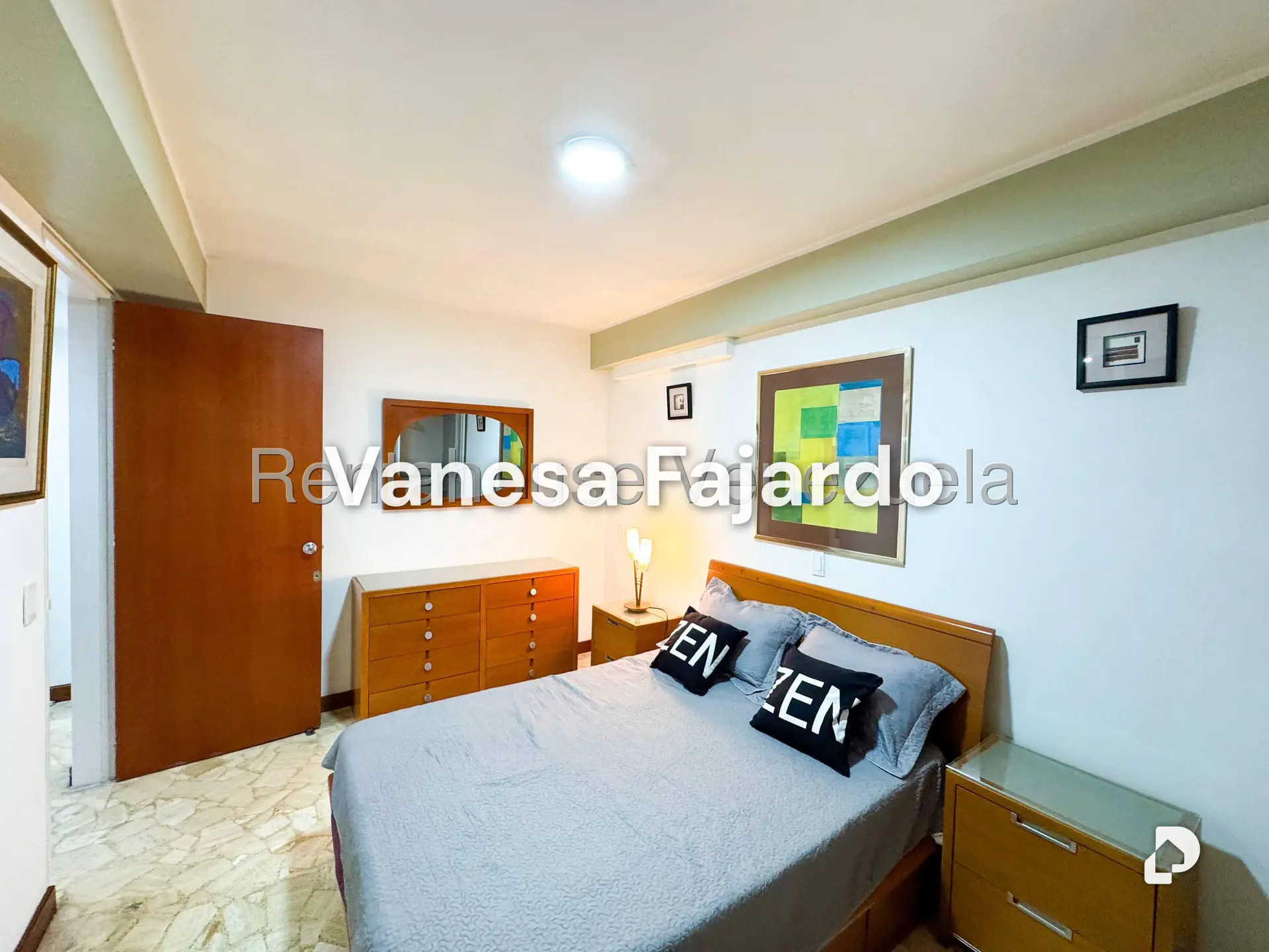 Apartamento en El Rosal, Caracas – 23