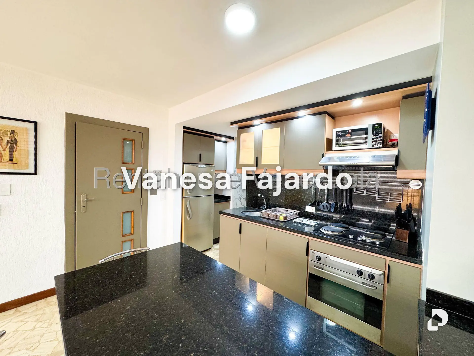 Apartamento en El Rosal, Caracas – 16
