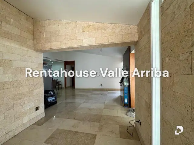 Casa en Santa Cecilia, Caracas – 14