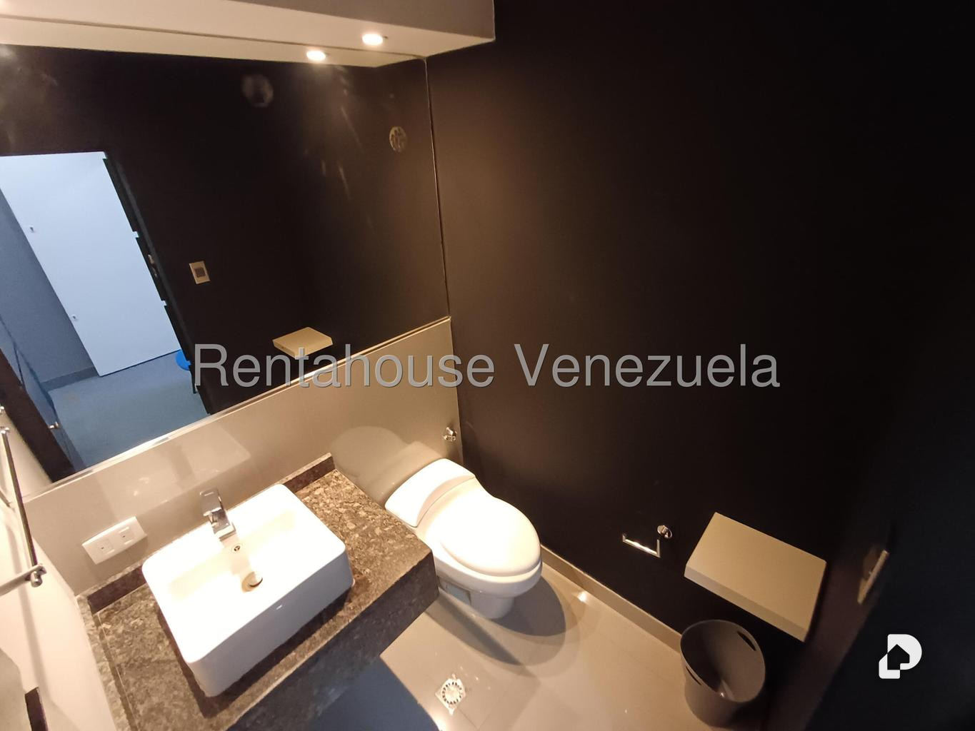 Local comercial en Prados del Este, Caracas – 9