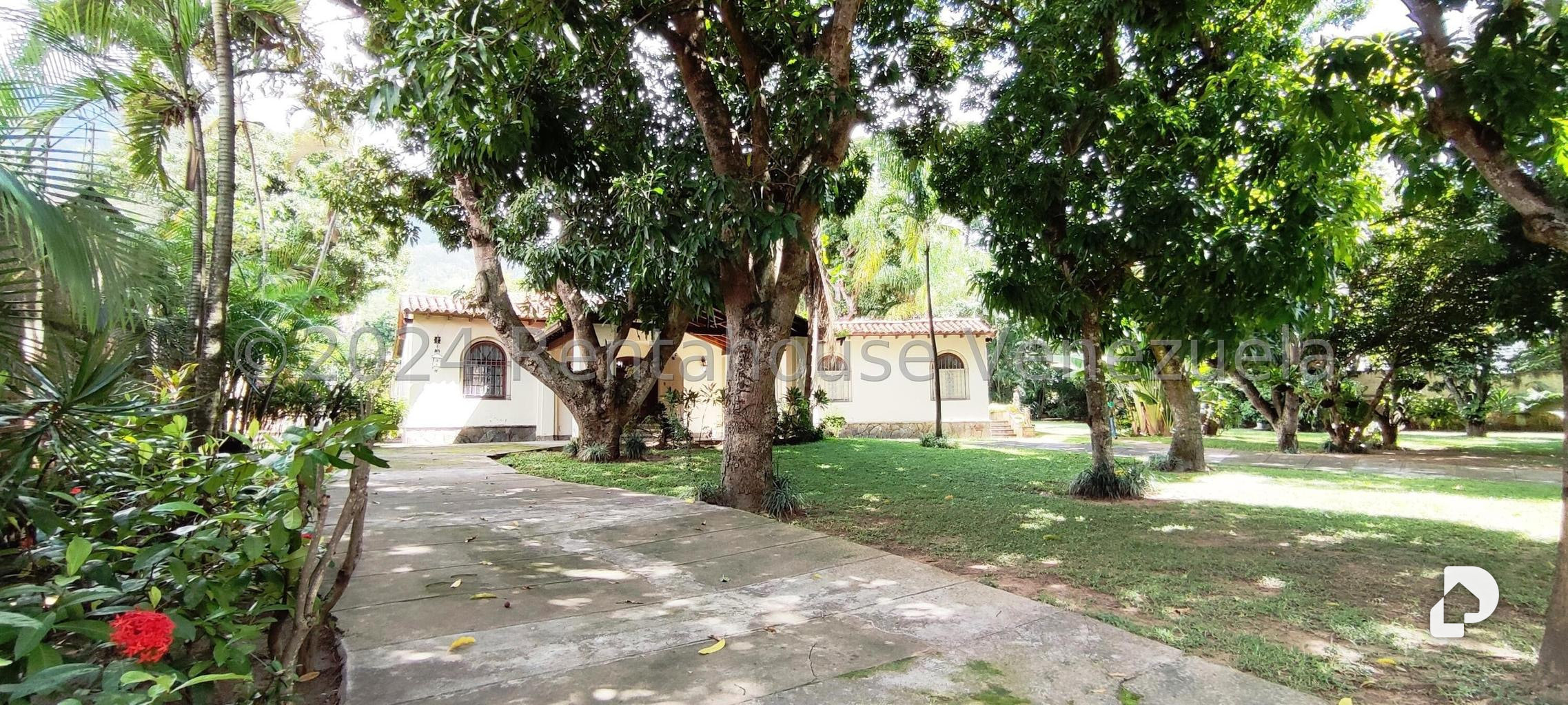 Land in Los Chorros, Caracas – 5