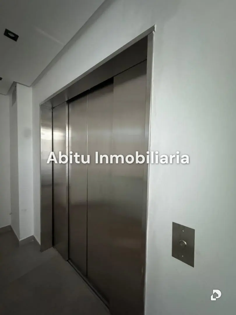 Local comercial en Las Mercedes, Caracas – 15
