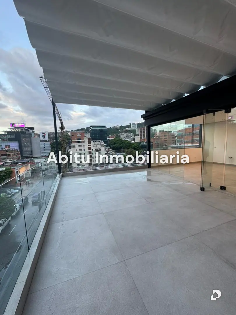 Local comercial en Las Mercedes, Caracas – 8
