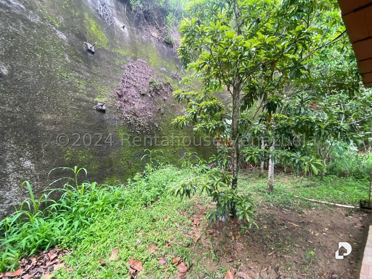 House in Prados del Este, Caracas – 51