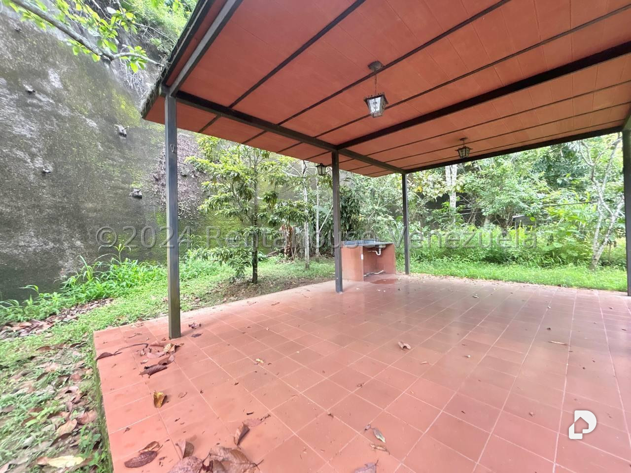House in Prados del Este, Caracas – 50