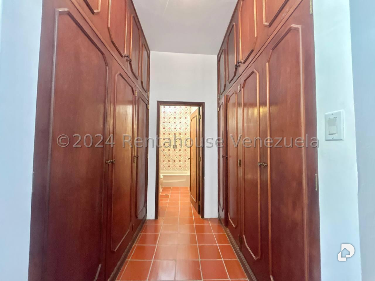 House in Prados del Este, Caracas – 38