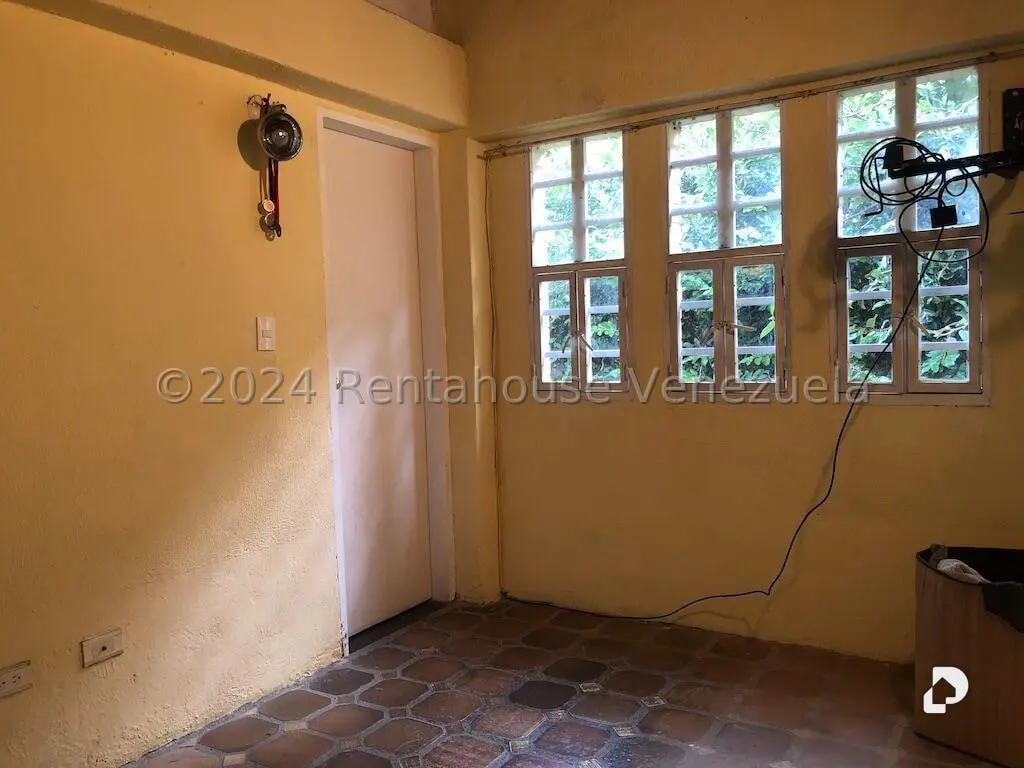 Casa en Oripoto, Caracas – 19
