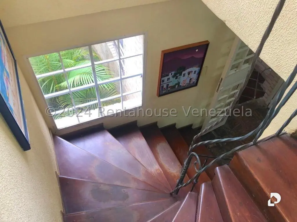 Casa en Oripoto, Caracas – 13