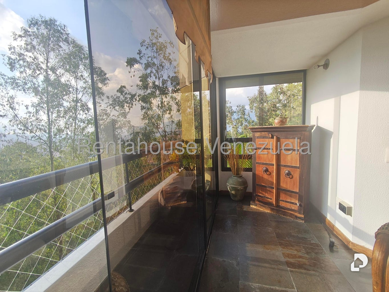Apartamento en Los Naranjos (del Cafetal), Caracas – 17