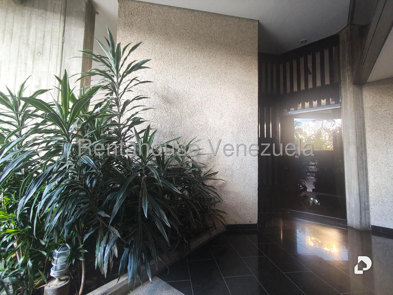 Apartamento en Los Naranjos (del Cafetal), Caracas – 2