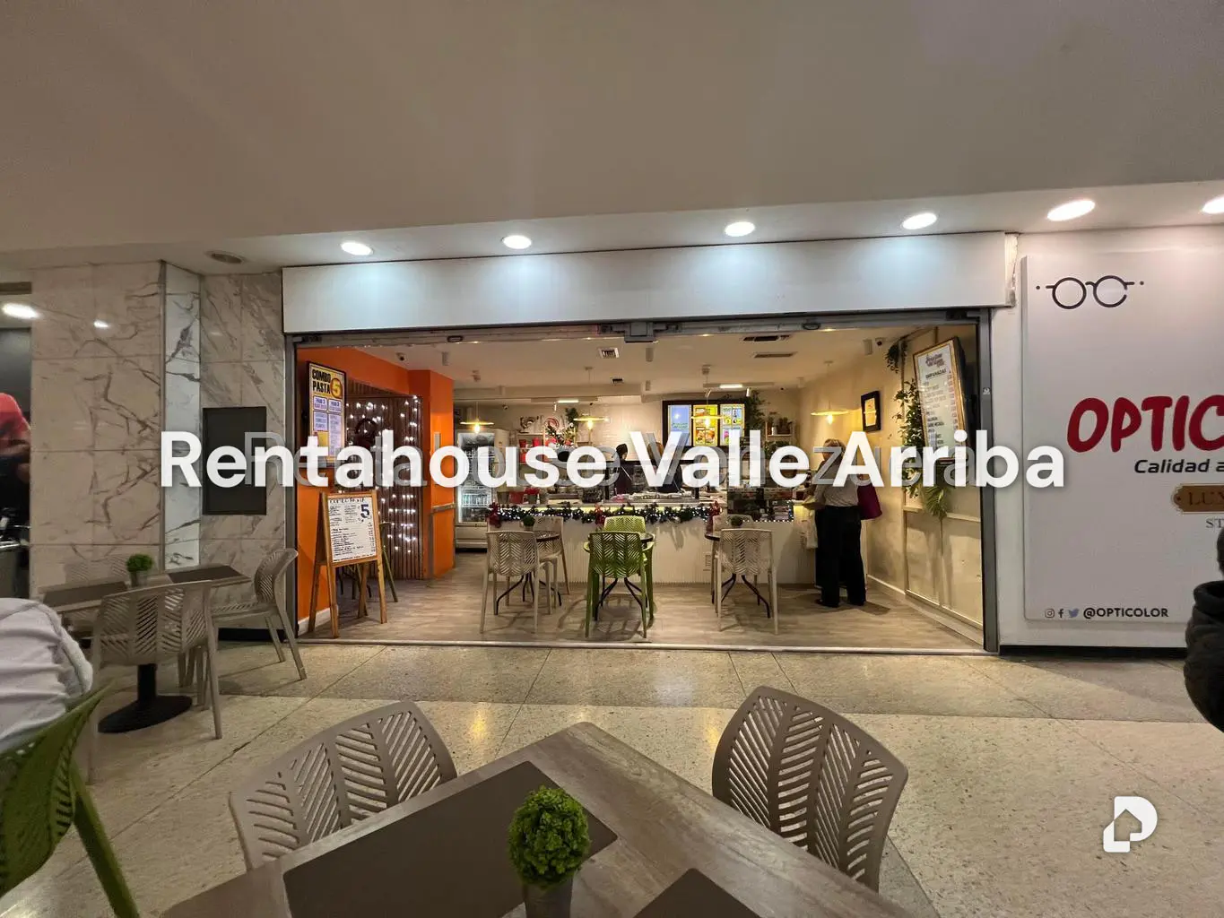 Local comercial en Chuao, Caracas – 1