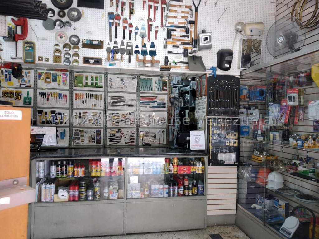 Local comercial en Las Acacias, Caracas - 1