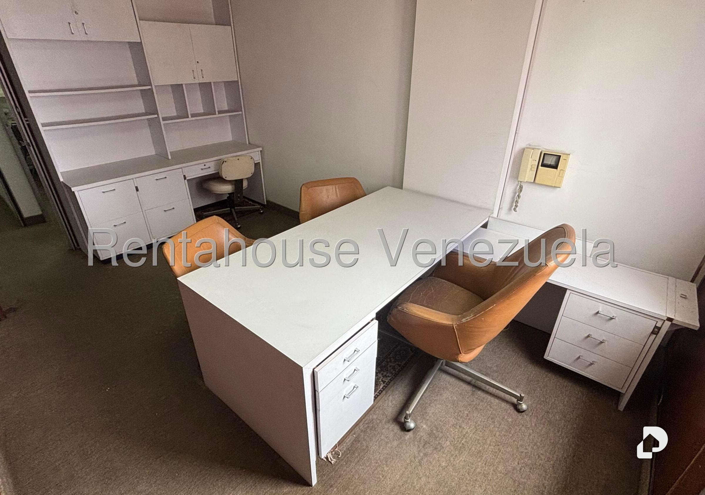 Oficina en Sabana Grande, Caracas – 7