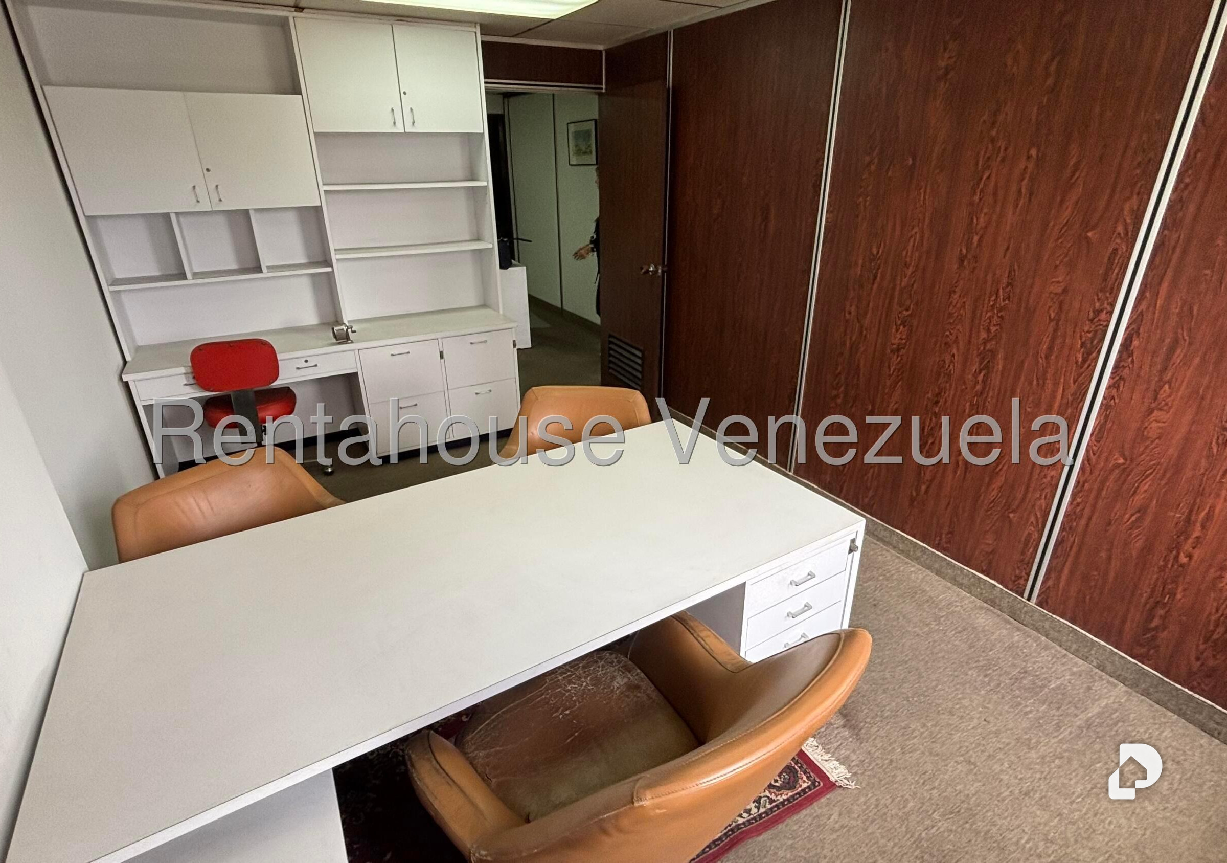Oficina en Sabana Grande, Caracas – 8