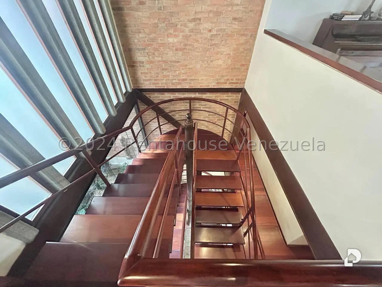 Casa en Oripoto, Caracas – 14