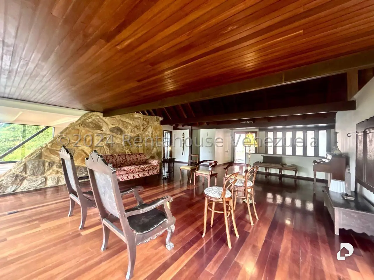 Casa en Oripoto, Caracas – 5