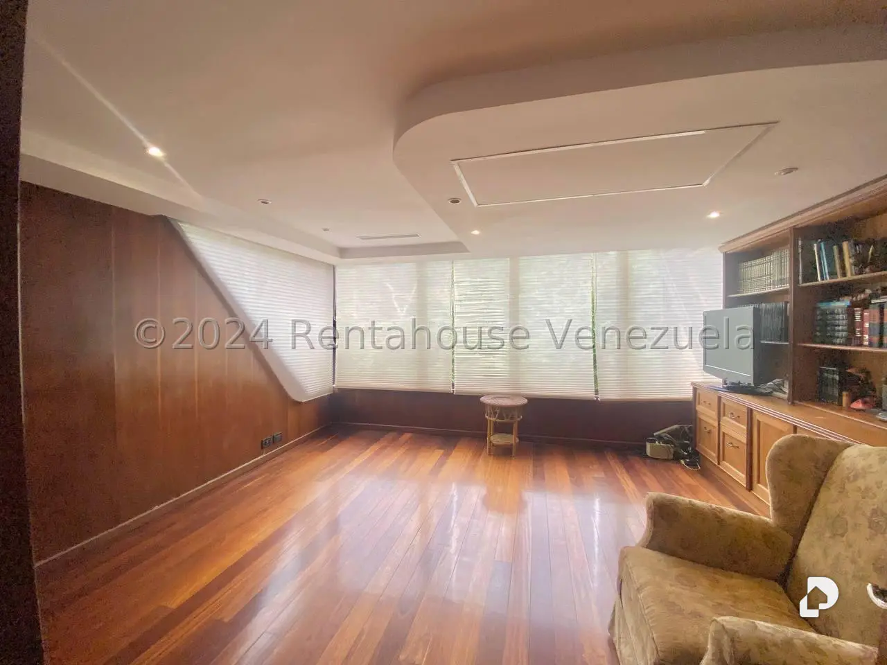 Casa en Oripoto, Caracas – 30