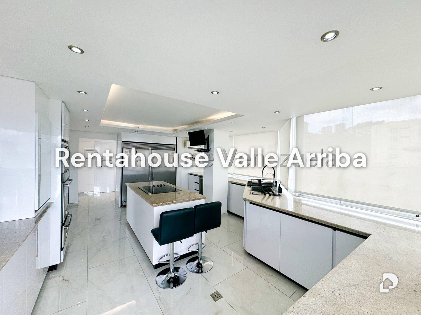 Apartamento en Las Mesetas de Santa Rosa de Lima, Caracas – 30