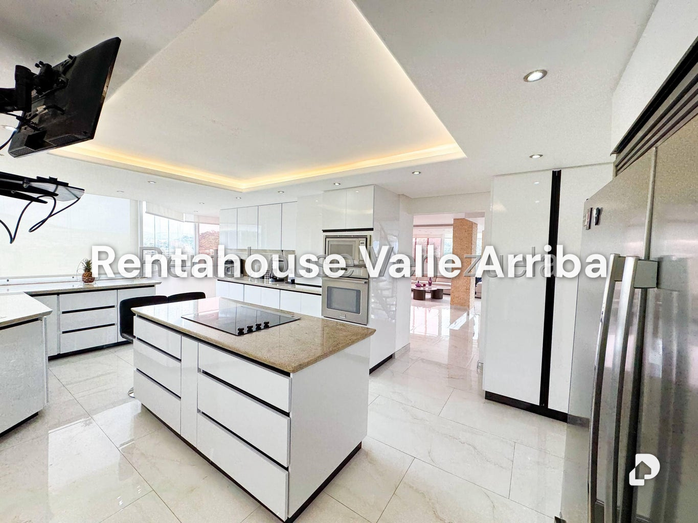 Apartamento en Las Mesetas de Santa Rosa de Lima, Caracas – 29