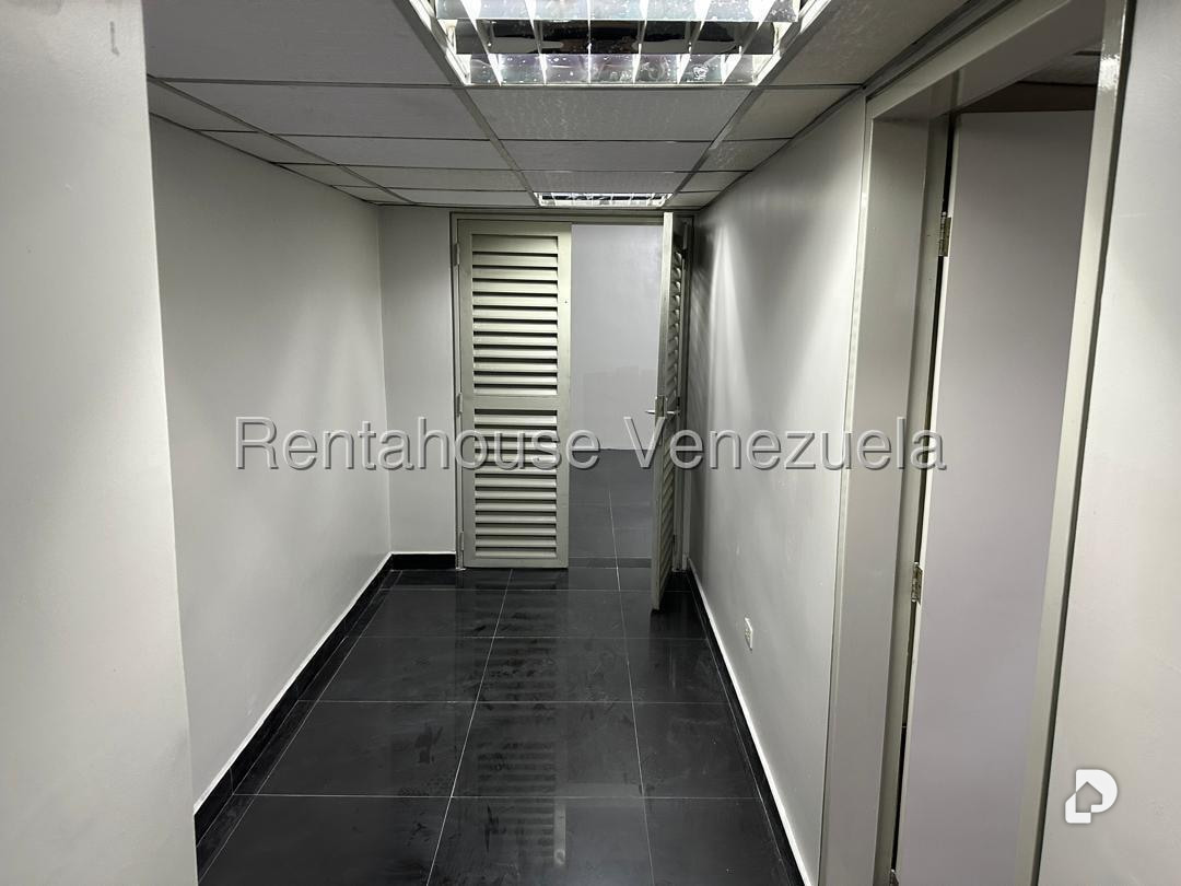 Local comercial en Parroquia Altagracia, Caracas – 8