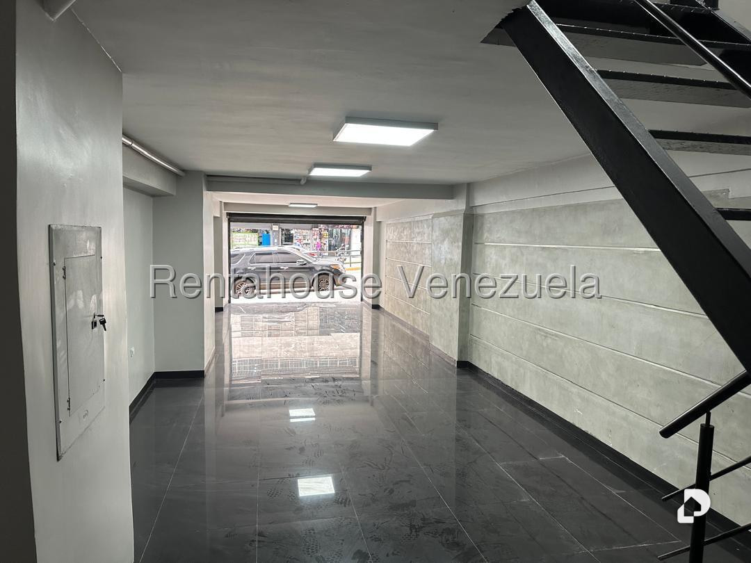 Local comercial en Parroquia Altagracia, Caracas – 5